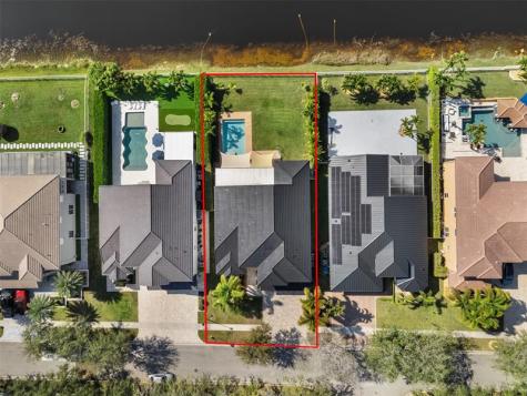 5318 SW 195th Terrace Miramar FL 33029