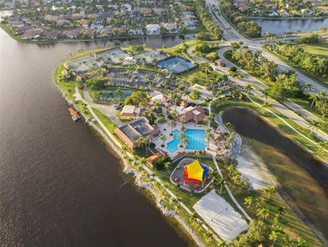 5318 SW 195th Terrace Miramar FL 33029