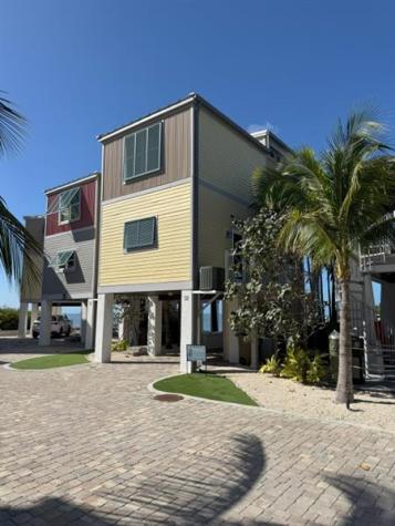 101 11TH Street Ocean Lot 32 Marathon FL 33050