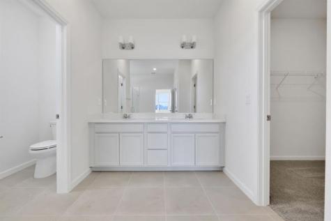 10692 NW Suncrest Lp Port St Lucie FL 34987