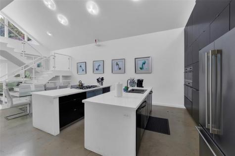 303 SW 9th Street Fort Lauderdale FL 33315