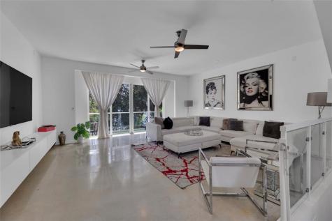 303 SW 9th Street Fort Lauderdale FL 33315