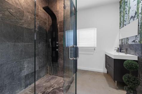 303 SW 9th Street Fort Lauderdale FL 33315