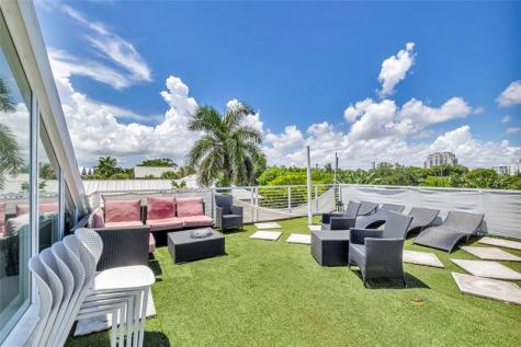 303 SW 9th Street Fort Lauderdale FL 33315
