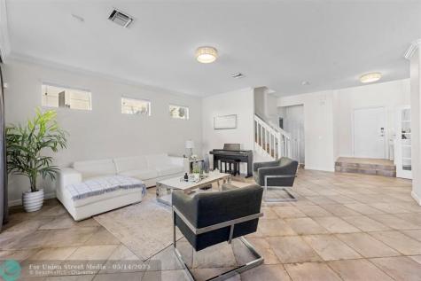 8121 Bautista Way Palm Beach Gardens FL 33418