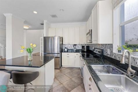8121 Bautista Way Palm Beach Gardens FL 33418