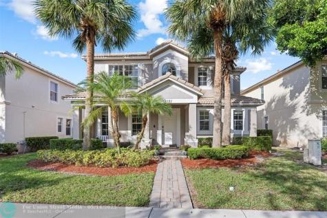 8121 Bautista Way Palm Beach Gardens FL 33418