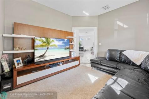 8121 Bautista Way Palm Beach Gardens FL 33418