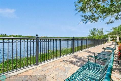 8121 Bautista Way Palm Beach Gardens FL 33418