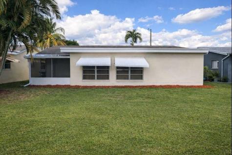 4906 NW 53rd Court Tamarac FL 33319