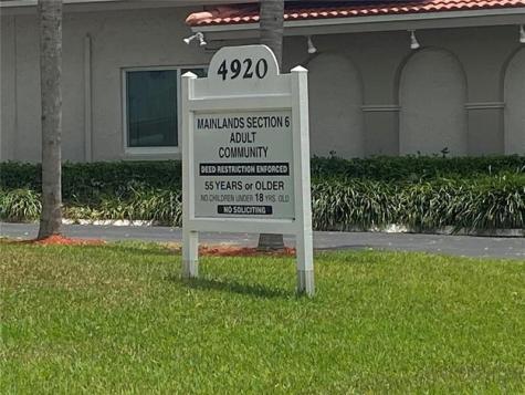 4906 NW 53rd Court Tamarac FL 33319