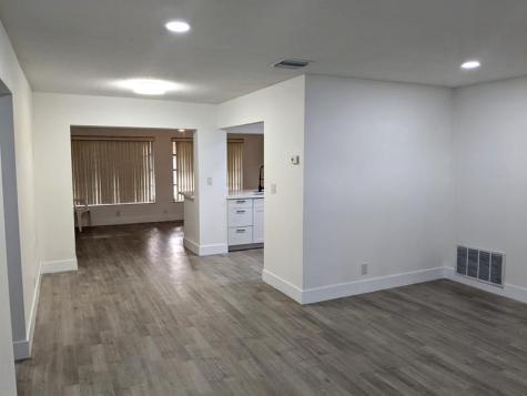 4906 NW 53rd Court Tamarac FL 33319