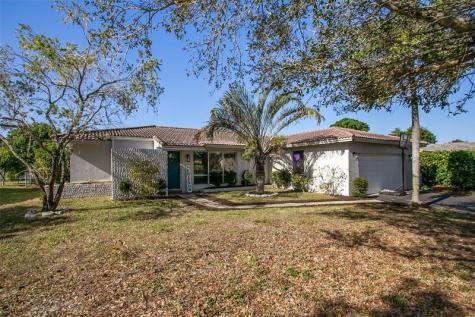 846 Ramblewood Drive Coral Springs FL 33071