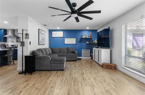 846 Ramblewood Drive Coral Springs FL 33071