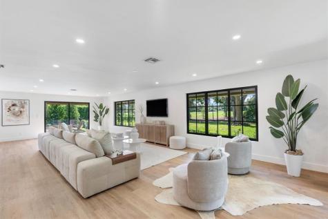 4456 Hickory Drive Palm Beach Gardens FL 33418