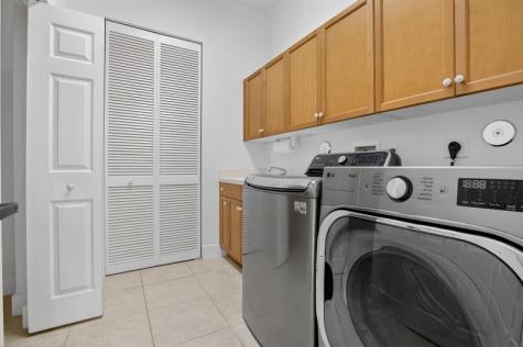 1071 SW 171st Terrace Pembroke Pines FL 33027