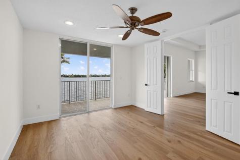1071 SW 171st Terrace Pembroke Pines FL 33027