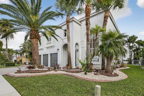 1071 SW 171st Terrace Pembroke Pines FL 33027