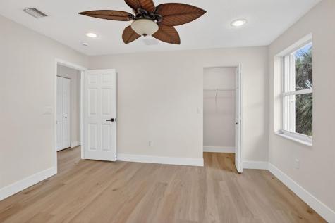 1071 SW 171st Terrace Pembroke Pines FL 33027