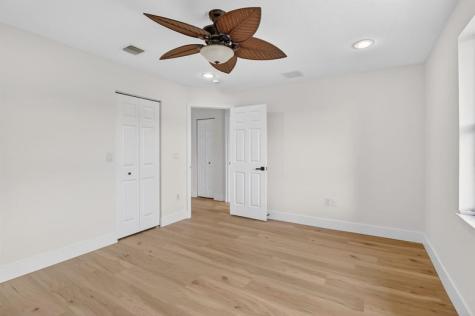 1071 SW 171st Terrace Pembroke Pines FL 33027