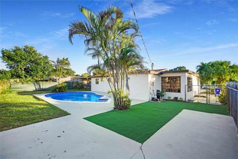 3613 SW 1st Street Fort Lauderdale FL 33312