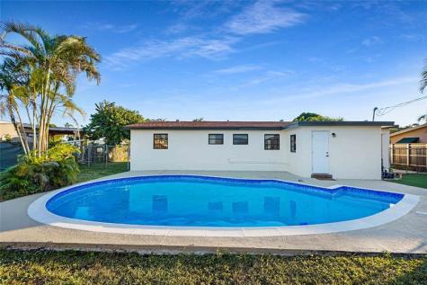 3613 SW 1st Street Fort Lauderdale FL 33312