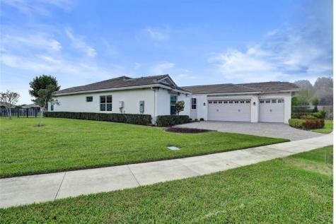 5975 Kingfisher Boulevard Westlake FL 33470