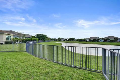 5975 Kingfisher Boulevard Westlake FL 33470