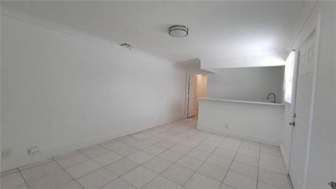 266 NE 42nd Street Deerfield Beach FL 33064