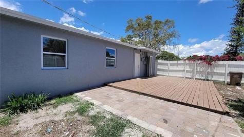 266 NE 42nd Street Deerfield Beach FL 33064