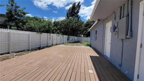 266 NE 42nd Street Deerfield Beach FL 33064