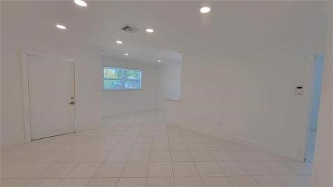 266 NE 42nd Street Deerfield Beach FL 33064