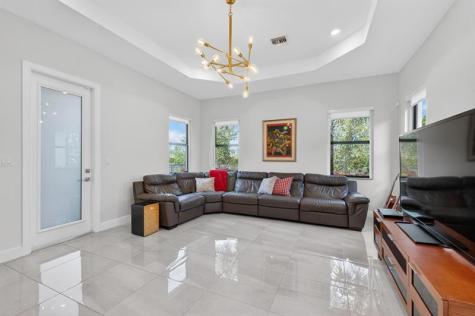 12485 N Parkland Bay Trail Parkland FL 33076