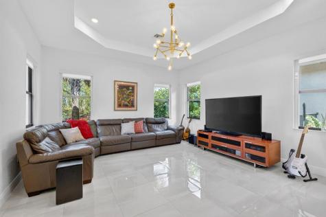 12485 N Parkland Bay Trail Parkland FL 33076