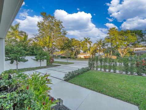 715 N Victoria Park Road Fort Lauderdale FL 33304