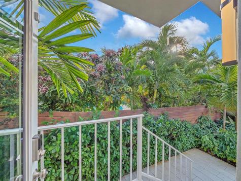 715 N Victoria Park Road Fort Lauderdale FL 33304