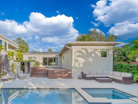 715 N Victoria Park Road Fort Lauderdale FL 33304