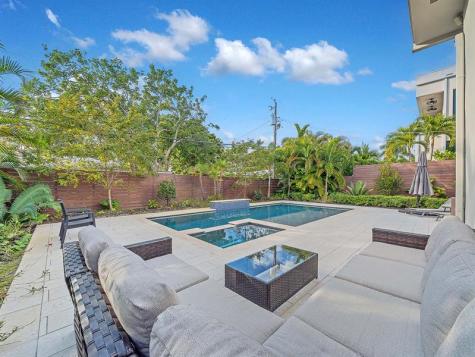 715 N Victoria Park Road Fort Lauderdale FL 33304