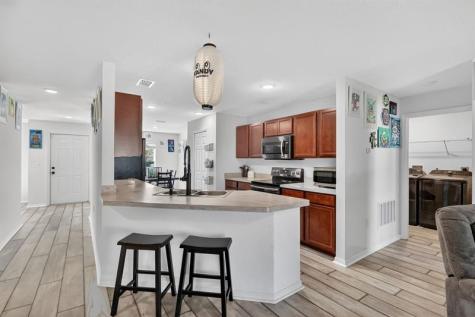 325 SW Ray Avenue Port St Lucie FL 34983