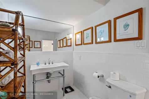 525 Coral Way Fort Lauderdale FL 33301