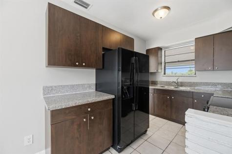 2830 Johnson Street Hollywood FL 33020