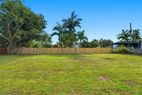 2830 Johnson Street Hollywood FL 33020