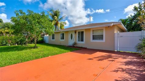 520 SW 81st Terrace North Lauderdale FL 33068