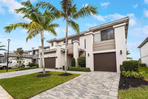 10595 S Lago Vista Circle Parkland FL 33076