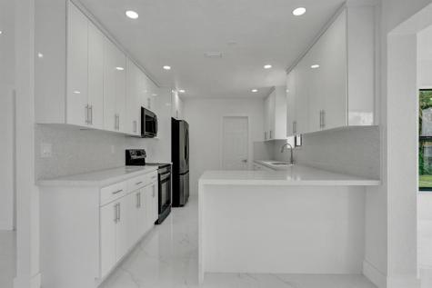 2301 Alcazar Drive Miramar FL 33023