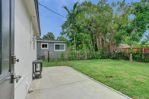 2301 Alcazar Drive Miramar FL 33023