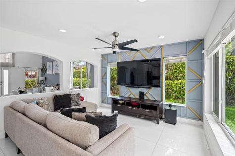5450 NW 122nd Drive Coral Springs FL 33076