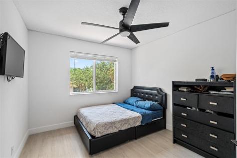 5450 NW 122nd Drive Coral Springs FL 33076