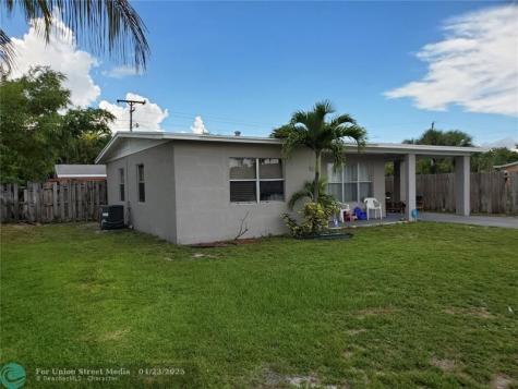 811 S Broadway Lantana FL 33462