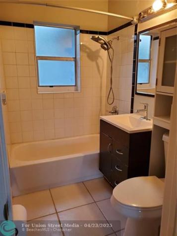 811 S Broadway Lantana FL 33462